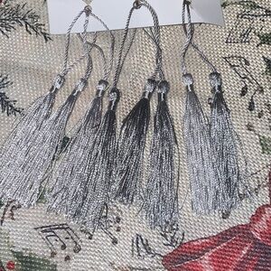 ✨Add-on🌟Elegant Silver Tassels